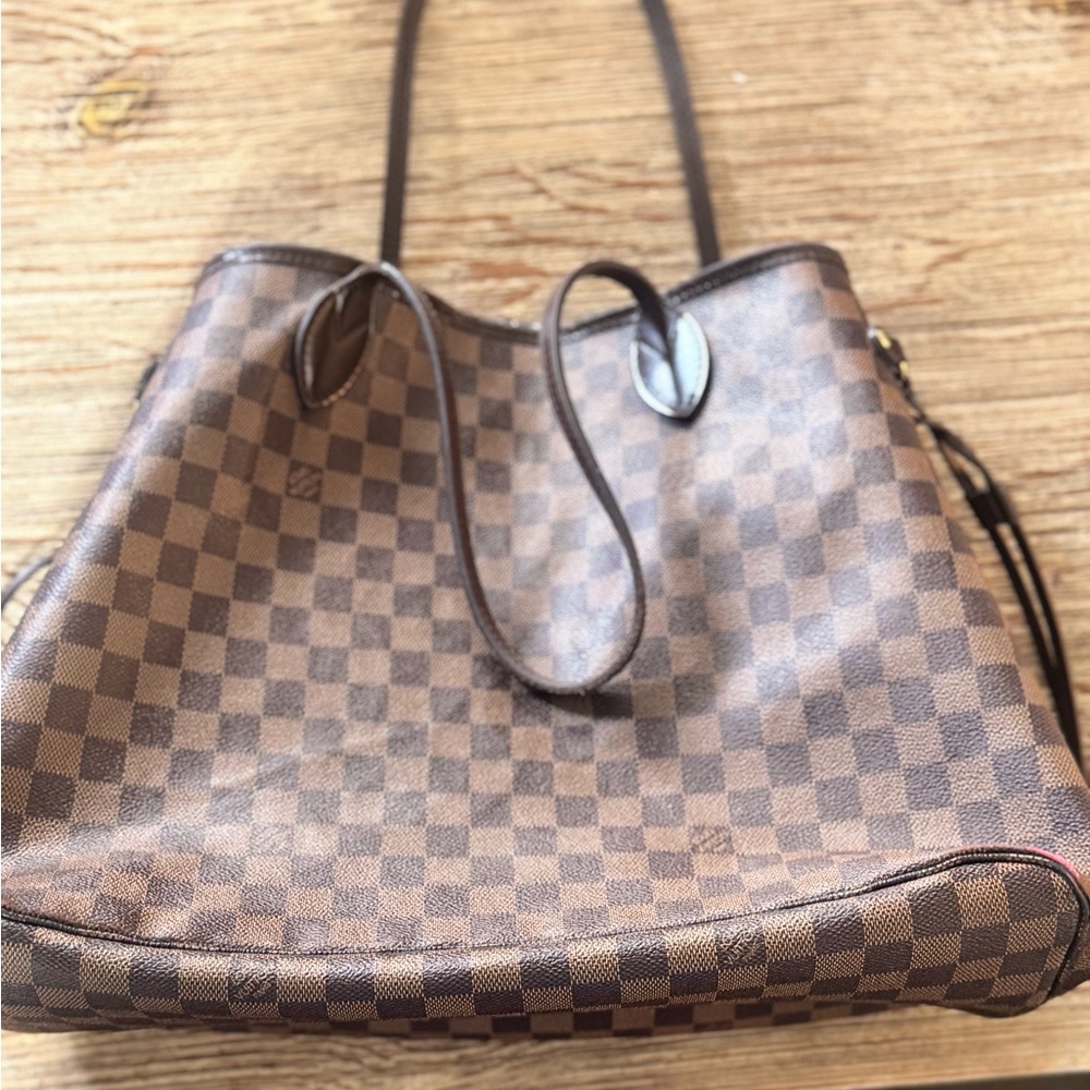 Vintage 2013 LV Neverful GM - Authentic